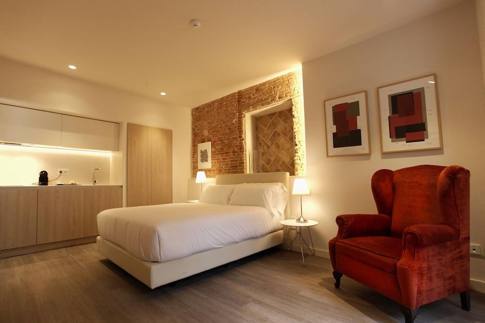 San Lorenzo Suites Сан Лоренсо де Ел Ескориал Екстериор снимка