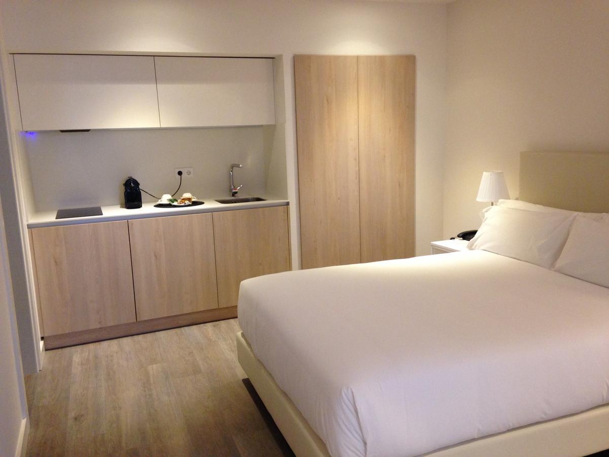 San Lorenzo Suites Сан Лоренсо де Ел Ескориал Екстериор снимка