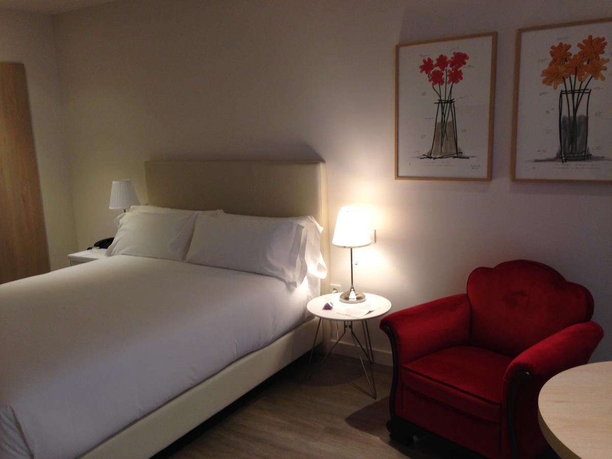 San Lorenzo Suites Сан Лоренсо де Ел Ескориал Екстериор снимка